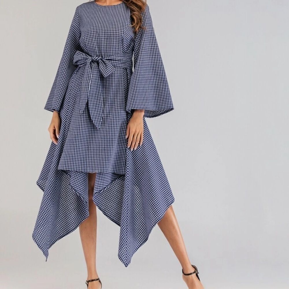 Plaid asymmetrical hem long sleeve dress - Picture 5 of 7